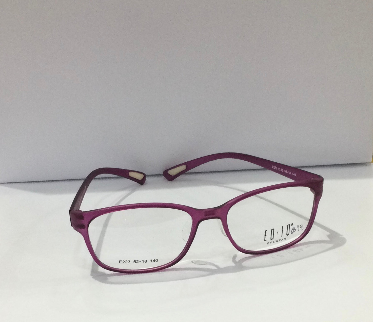 EQIQ FRAME E223 C16 52-18